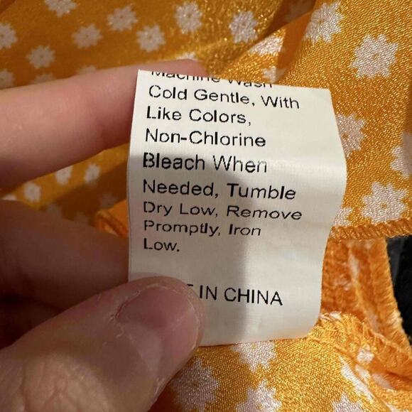 SHEIN Womens Yellow White Floral Cross Front Ruffle Flutter Sleeve Crop Blouse S - Picture 9 of 9